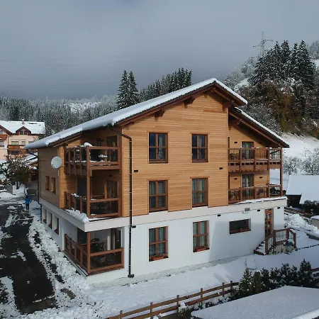 شقة فندقية Schneekristall آيش
