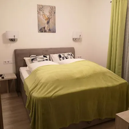 Schneekristall Aich (Styria)